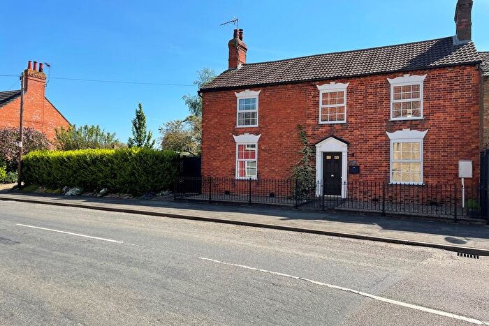 4 Bedroom Link Detached House For Sale In Victoria Street, Billingborough, NG34