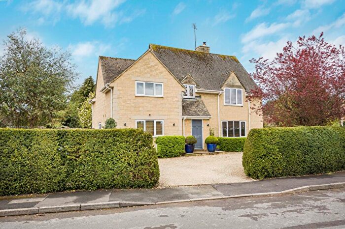 4 Bedroom Detached House For Sale In Chesterton Park, Cirencester, Gloucestershire, GL7