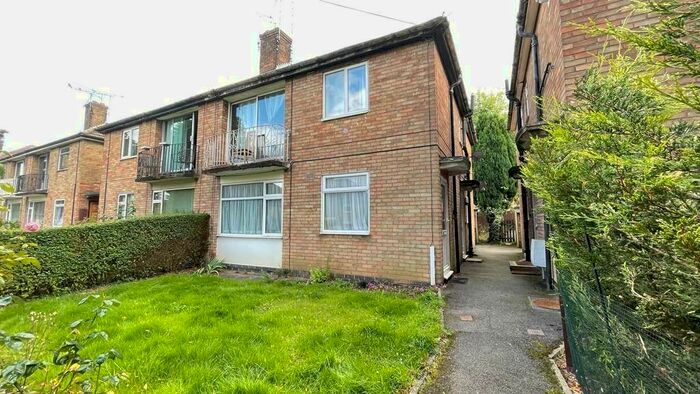 2 Bedroom Ground Maisonette To Rent In Sedgemoor Road Stonehouse Estate Coventry, CV3