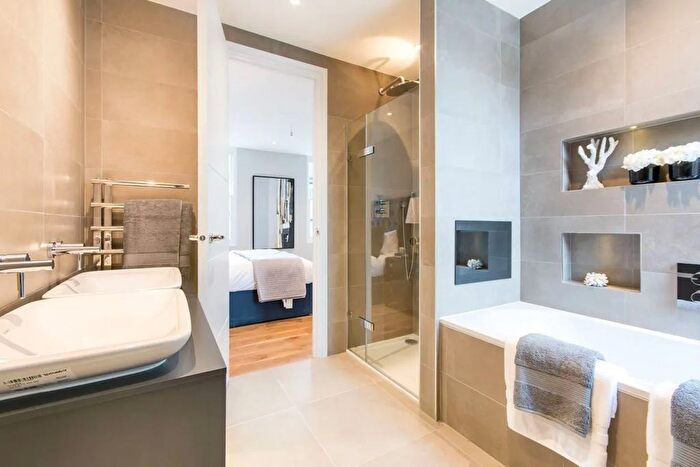 3 Bedroom Terraced House For Sale In Broadley Street, St Johns Wood, NW8