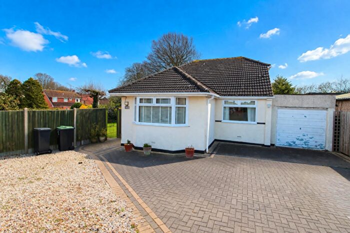 2 Bedroom Detached Bungalow For Sale In Marlborough Close, Broadstairs, CT10