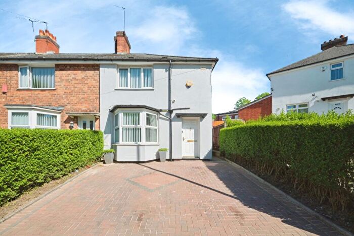 3 Bedroom End Of Terrace House For Sale In Wash Lane, Birmingham, West Midlands, B25