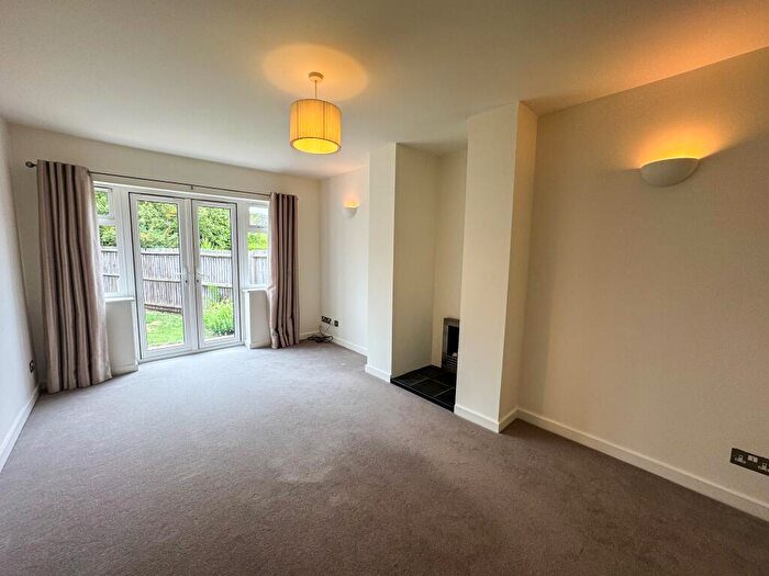 2 Bedroom Bungalow To Rent In Brampton Way, Oadby, Leicester, LE2