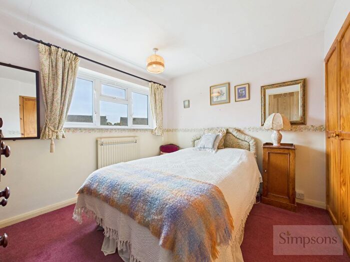 2 Bedroom End Of Terrace House For Sale In Wychwood Close, Witney, OX28
