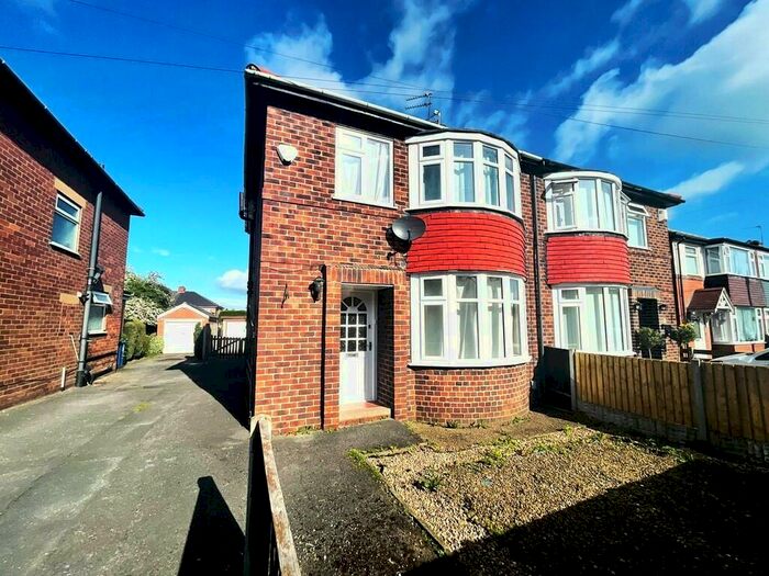 3 Bedroom Semi-Detached House To Rent In Hardy Road, Wheatley, DN2