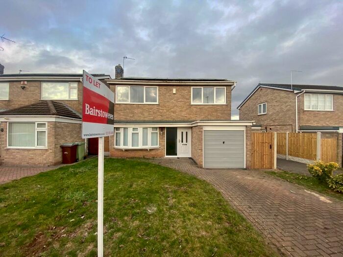 4 Bedroom House To Rent In Collingwood Close, Clifton, NG11