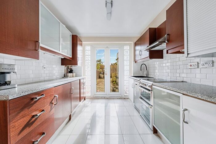 1 Bedroom Flat To Rent In The Vale, Askew Village, W3