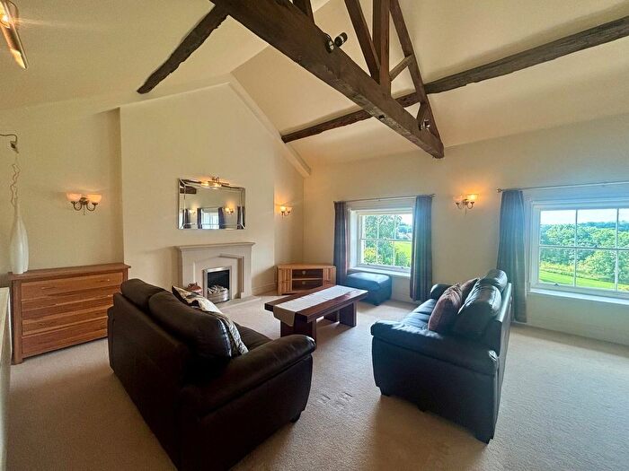 2 Bedroom Flat To Rent In The Penthouse, Warmingham Grange, CW11