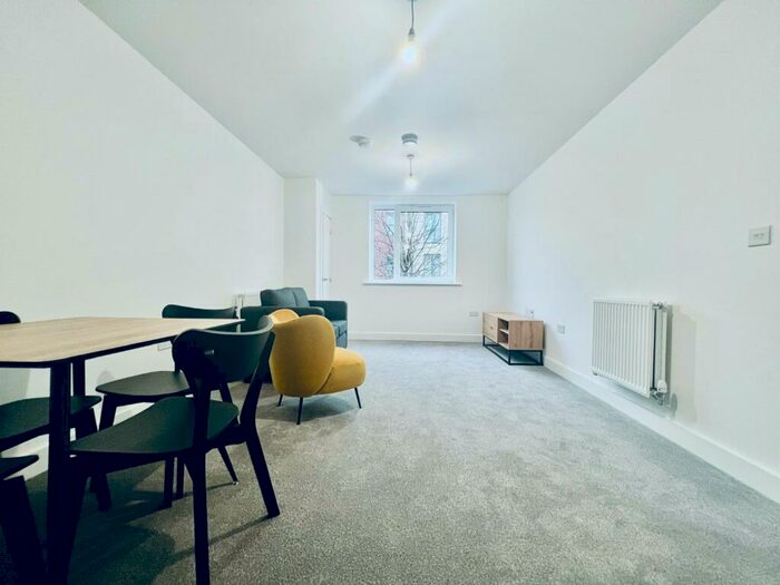 2 Bedroom Flat To Rent In Suede House, Castleward Boulevard, Derby, Derbyshire, DE1