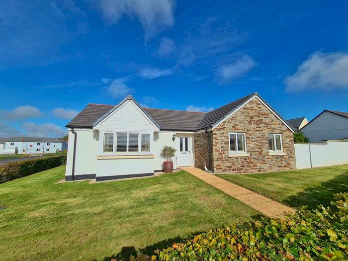 3 Bedroom Bungalow For Sale In Fulford Gardens, North Tawton, EX20