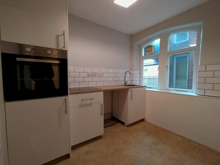 1 Bedroom Flat To Rent In Edward Street, Westbury BA13