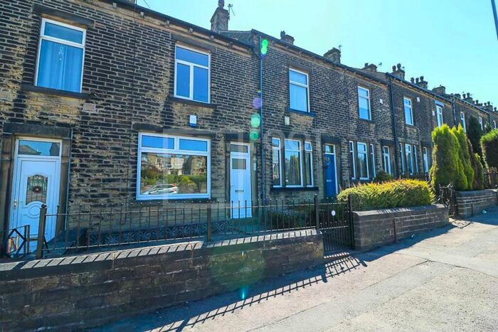 2 Bedroom House To Rent In St. Enochs Road, Wibsey, Bradford, BD6