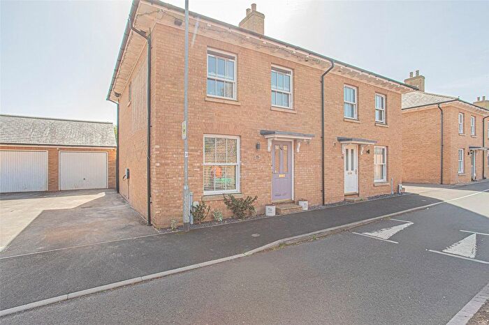 3 Bedroom Semi Detached House For Sale In Fern Road, Huish Episcopi, Langport, TA10