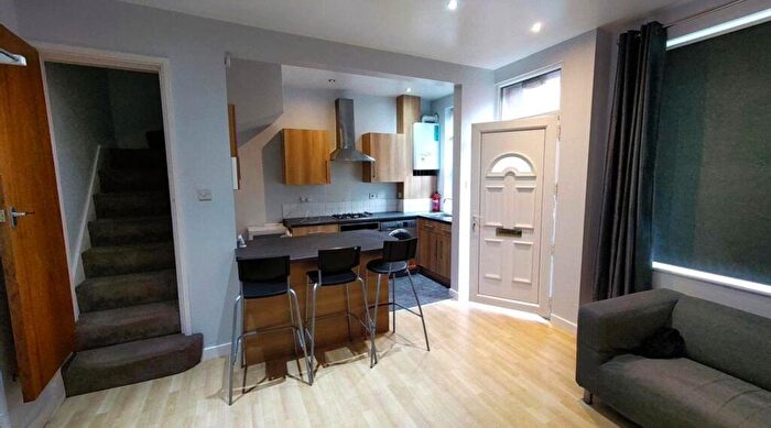 3 Bedroom House To Rent In Harold Place, LS6