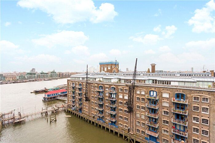 2 Bedroom Flat To Rent In Cinnamon Wharf, Shad Thames, London, SE1