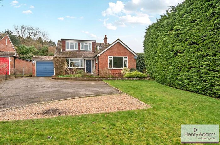 5 Bedroom Detached Bungalow For Sale In Pulens Lane, Petersfield, GU31