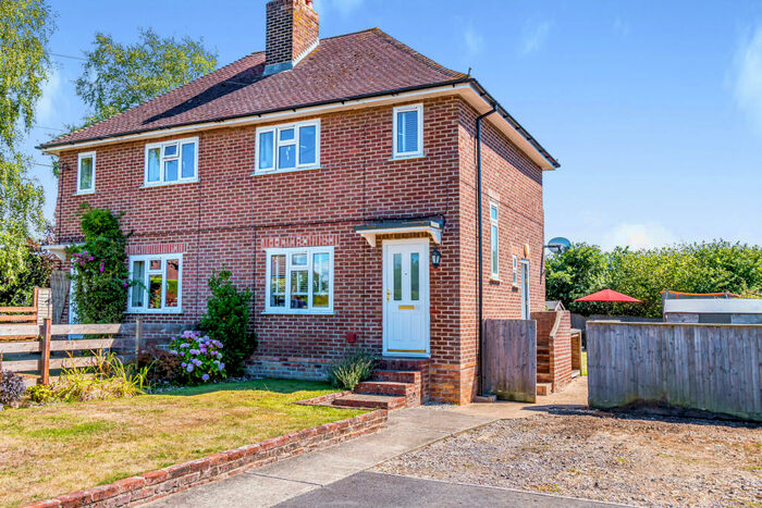 2 Bedroom Semi-Detached House For Sale In , Lymington, SO41