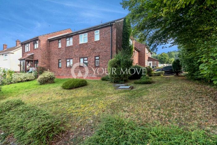 Flat To Rent In Newman Way, Rednal, Birmingham, B45