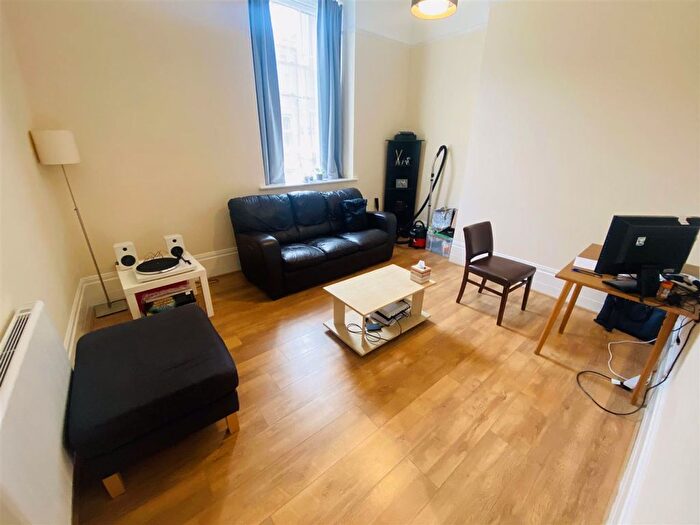 2 Bedroom Flat To Rent In Park Street, Bristol, BS1