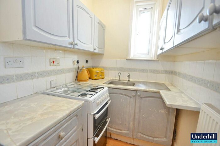 1 Bedroom Flat For Sale In Flat, Devon Court, Dawlish, EX7