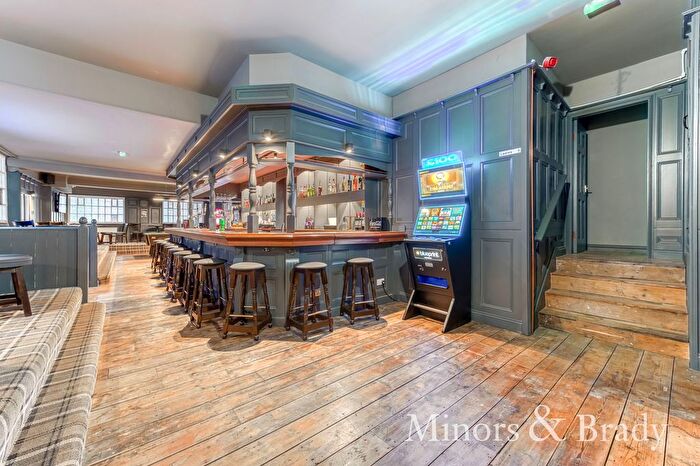 9 Bedroom Flat To Rent In Allen's Bar, NR30