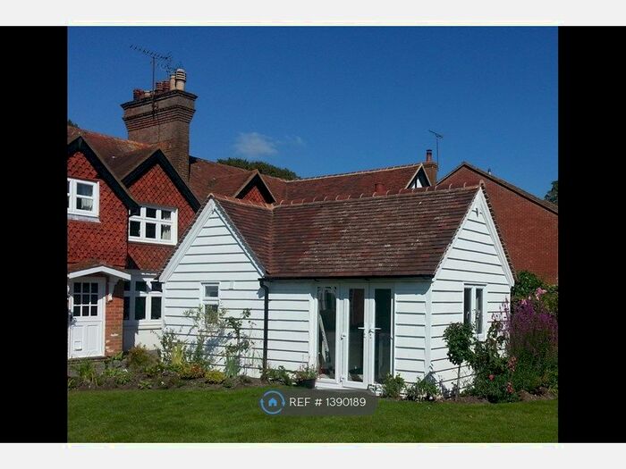 Studio To Rent In Halton Village, Aylesbury, HP22