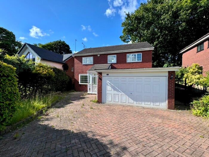 4 Bedroom Detached House To Rent In The Woodlands, Bolton, BL6