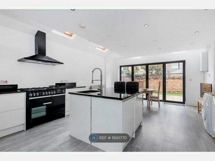 5 Bedroom Terraced House To Rent In Gaskarth Road, London, SW12