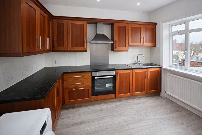 2 Bedroom Flat To Rent In Golders Green Rd, Golders Green, NW11