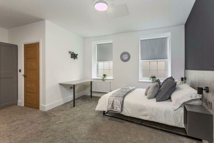 Studio To Rent In Available Aug, DE22