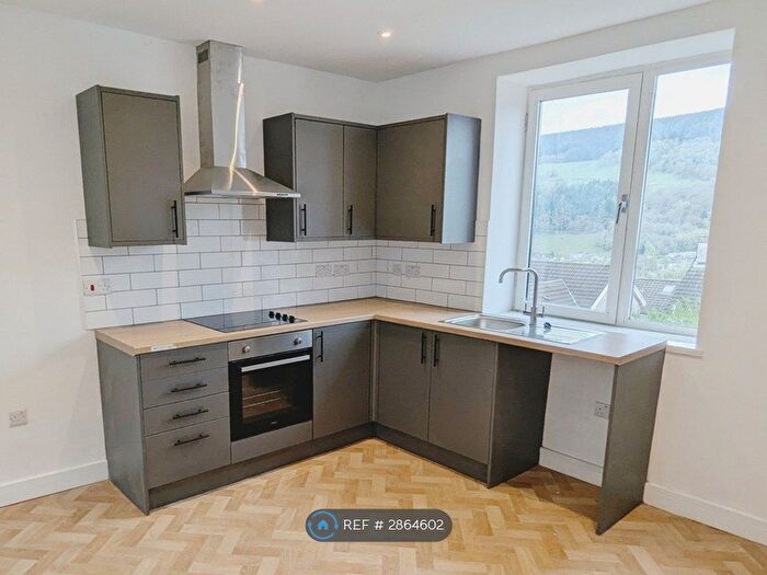 3 Bedroom Terraced House To Rent In Ty'r Felin St, Mountain Ash, CF45