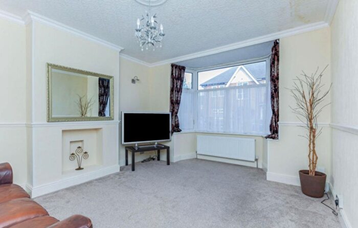 3 Bedroom Terraced House To Rent In Cobham Avenue, London, KT3