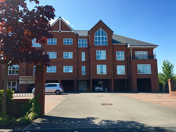 2 Bedroom Flat To Rent In Roundhaven, Durham City, Durham City, DH1