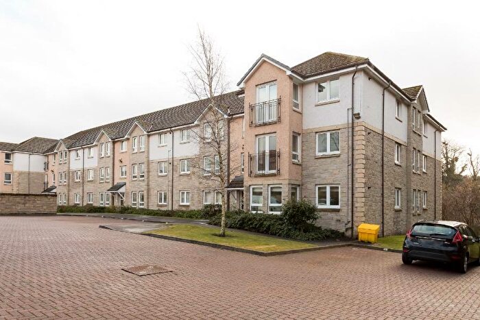 2 Bedroom Flat To Rent In Ross Avenue, Perth, Perthshire, PH1
