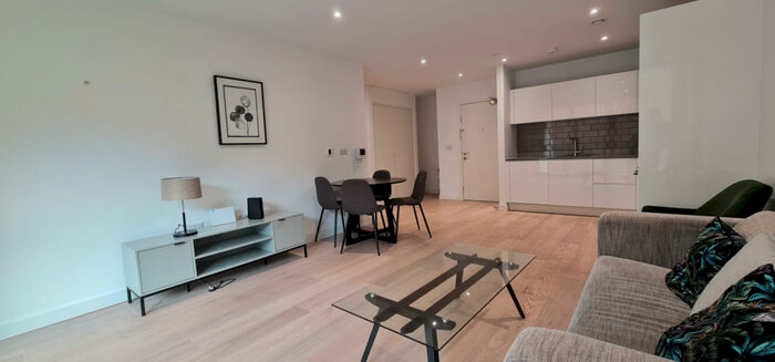 2 Bedroom Flat To Rent In Carrick House, Royal Wharf, E16