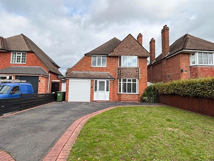 3 Bedroom Detached House To Rent In Buryfield Road, Solihull, B91