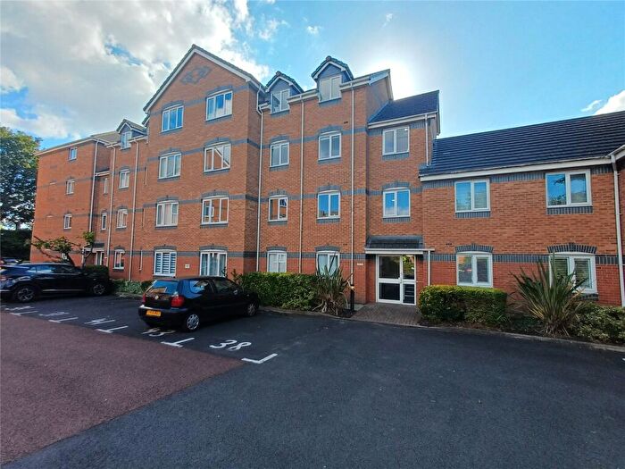 2 Bedroom Flat For Sale In Knightswood Court, Mossley Hill, Liverpool, Merseyside, L18