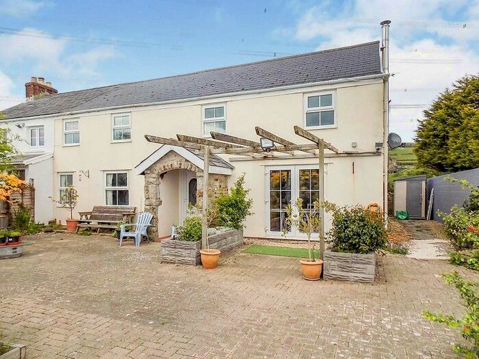 4 Bedroom Cottage For Sale In Rhiwceiliog, Pencoed, Bridgend County., CF35
