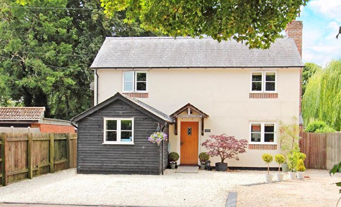 2 Bedroom Detached House For Sale In Cow Lane, Kimpton, Andover, SP11