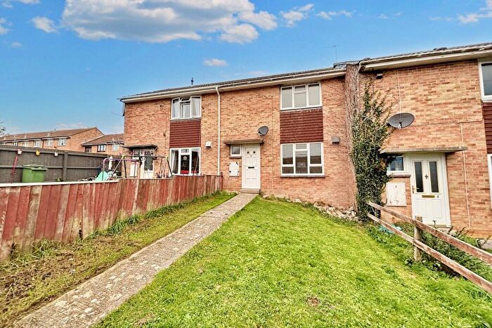 2 Bedroom Terraced House For Sale In Littlemoor, DT3