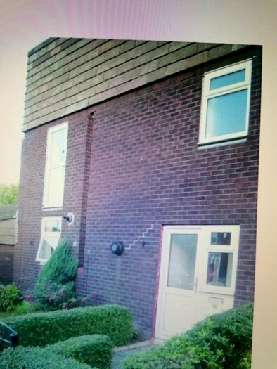 4 Bedroom Semi-Detached House To Rent In Calvers, Runcorn, WA7