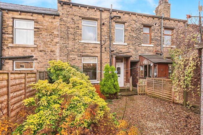 2 Bedroom Terraced House For Sale In Clement Street, Birkby, Huddersfield, HD1