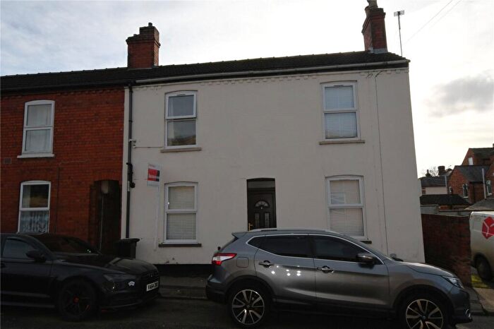 3 Bedroom End Of Terrace House For Sale In Urban Street, Lincoln, Lincolnshire, LN5