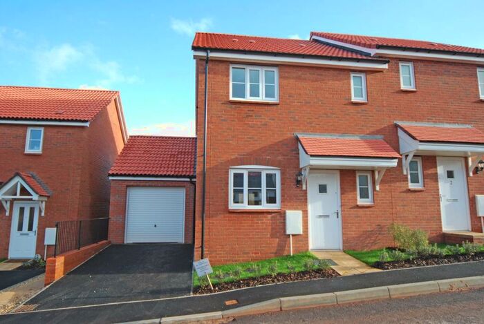 3 Bedroom Semi-Detached House To Rent In Cranbrook, Exeter, Devon, EX5