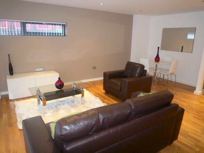 2 Bedroom Apartment To Rent In Apt G. :: Flint Glass Wharf, M4