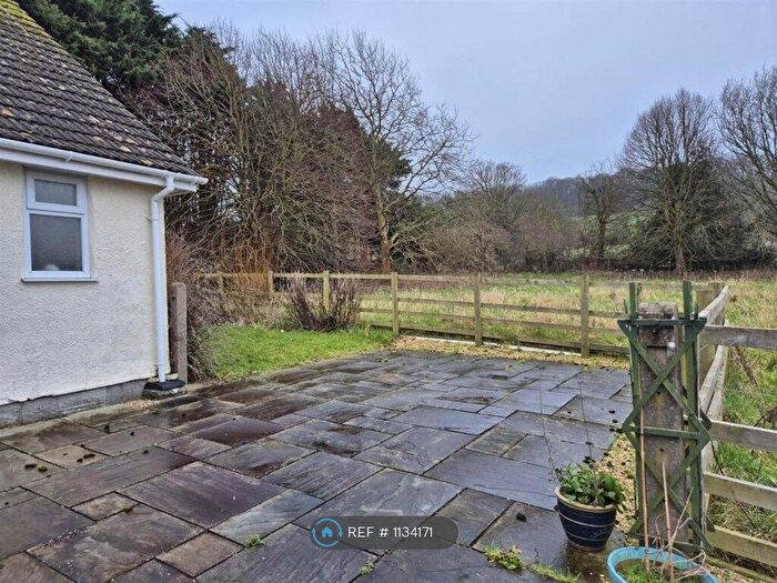 2 Bedroom Bungalow To Rent In Banwell, Weston Super Mare, BS29