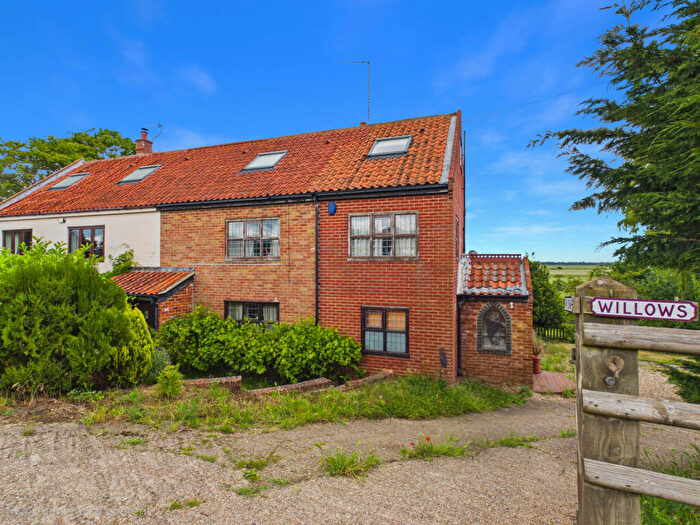 3 Bedroom Semi-Detached House For Sale In Burgh Road, Burgh St Peter, Beccles, NR34