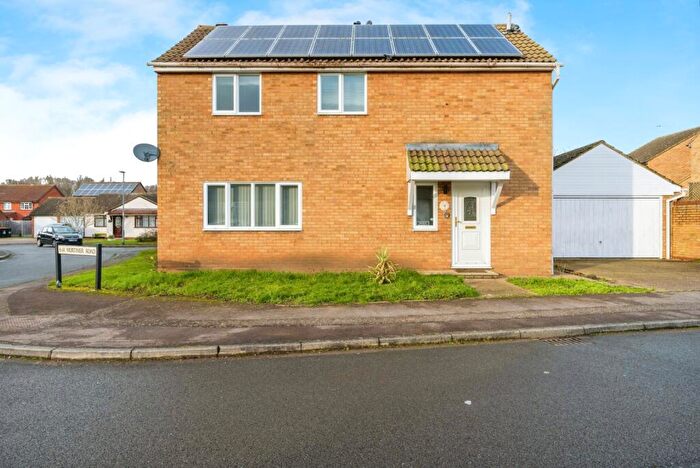 4 Bedroom Detached House For Sale In Mortimer Road, Kempston, Bedfordshire, MK42