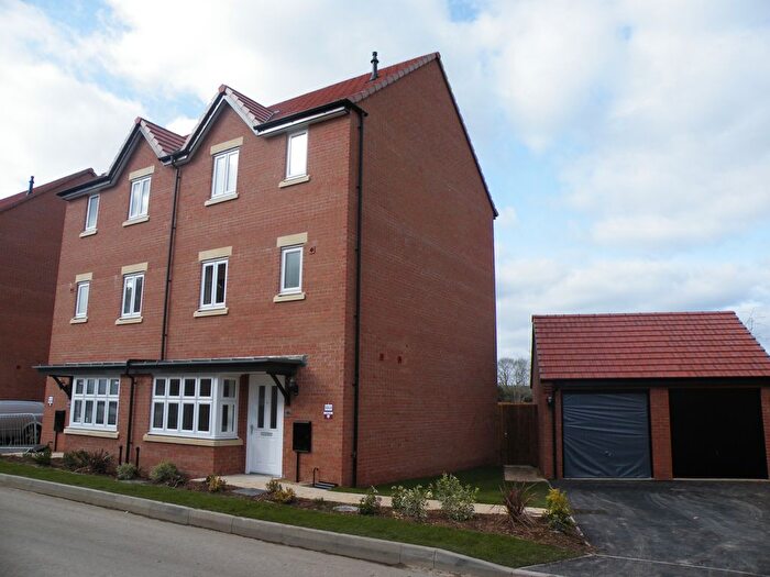 4 Bedroom Town House To Rent In Great Northern Gardens, Bourne, PE10