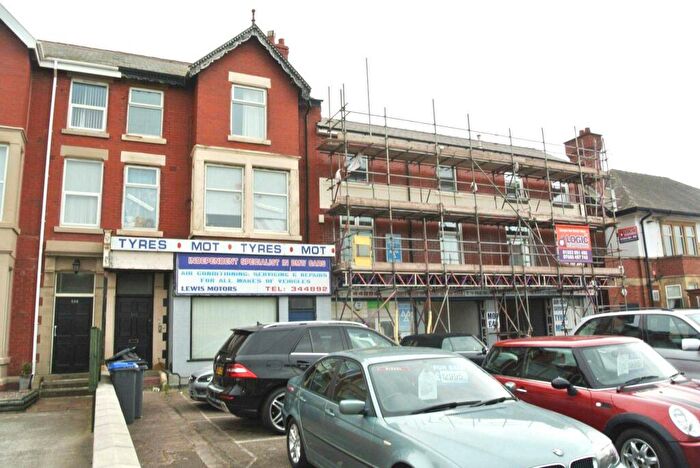 2 Bedroom Flat To Rent In Lytham Road, Flat, FY4